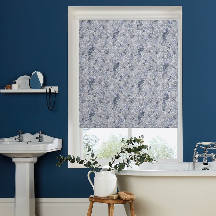 How to Choose the Right Blinds for Rooms with Humidity and Moisture