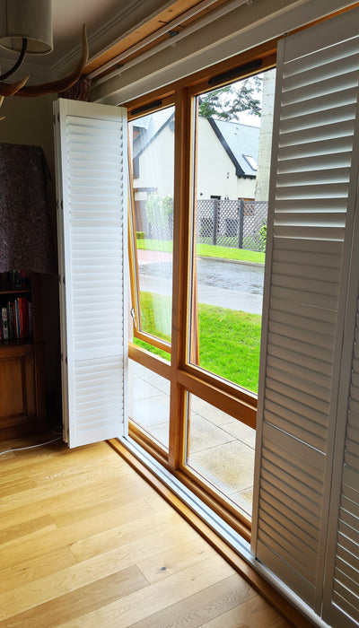 files/Cream_Tracked_Shutter.jpg